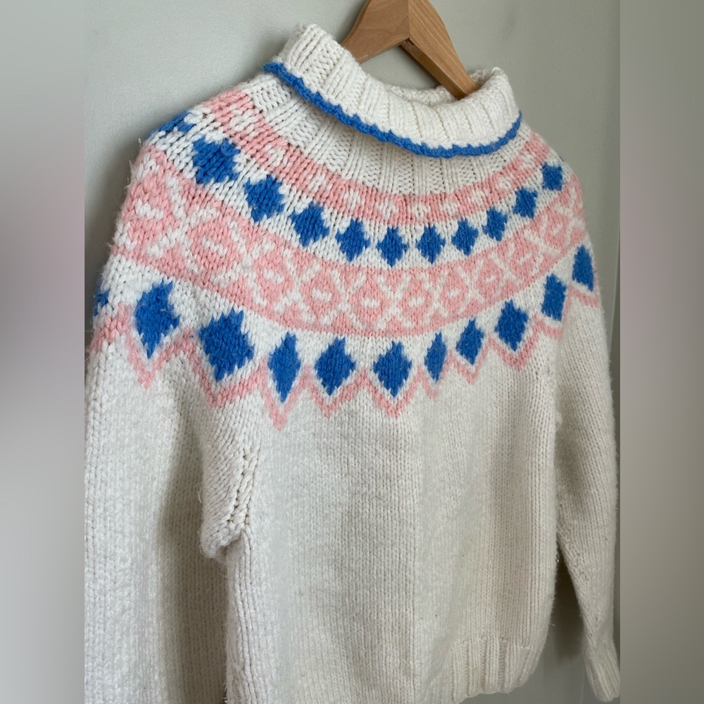 Vintage Hand-Knit Nordic Fair Isle Turtleneck Sweater Medium Cottagecore Boho - Picture 3 of 12